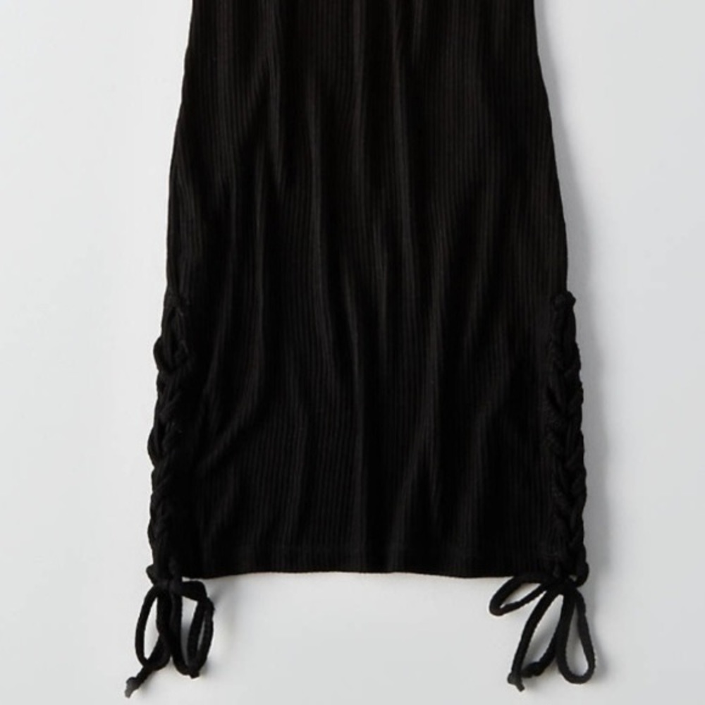 LITTLE BLACK DRESS - Picture 7 of 8